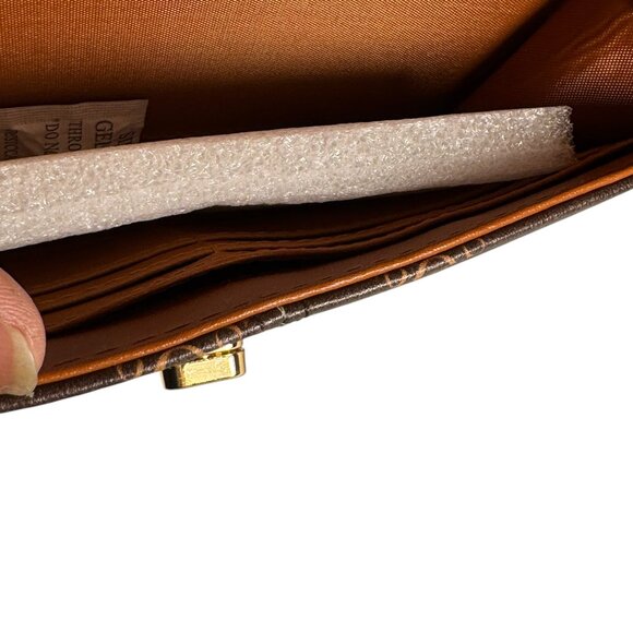 VALENTIO ORLANDI CROSSBODY / SHOULDER BAG / CLUTCH BRAND NEW WITH TAGS. - Picture 5 of 6